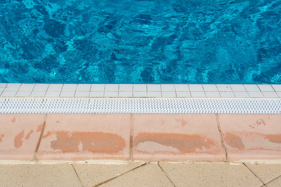 Essential Tips for Effective Pool Cleaning