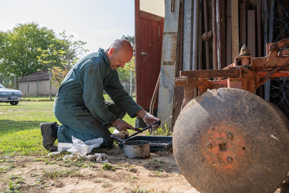 Exploring the Best Options for Purchasing Tractor Parts Online