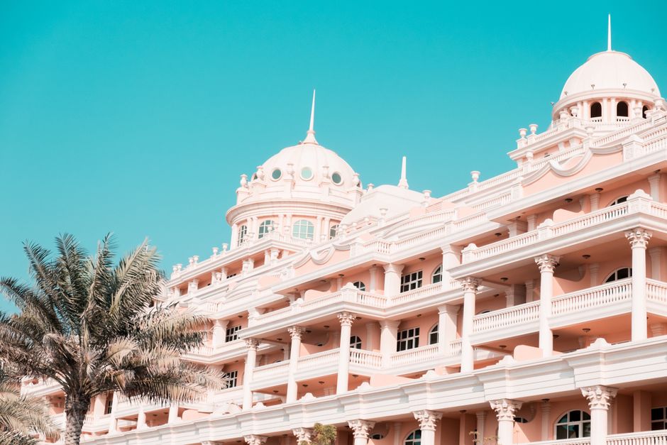 The Allure of Luxury Hotels: A Gateway to Opulence