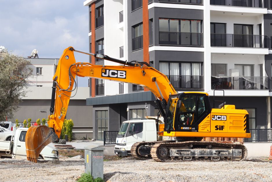 The Ultimate Guide to Excavator Rental: What You Need to Know