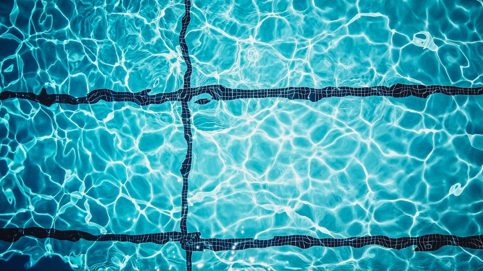 The Ultimate Guide to Cleaning Your Swimming Pool