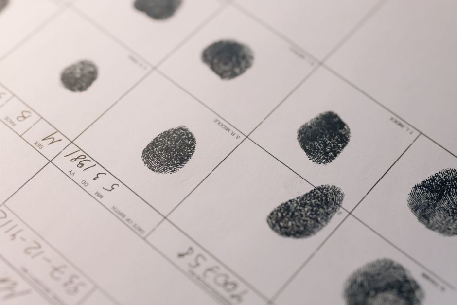 身元調査の重要性とその利用方法