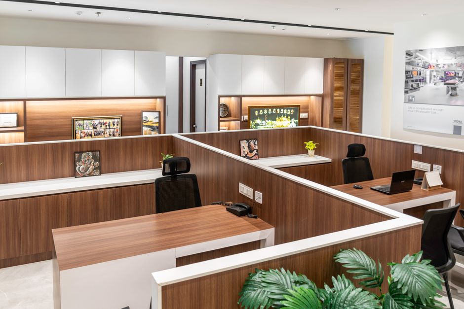 Transforming Spaces: The Role of a Commercial Interior Designer